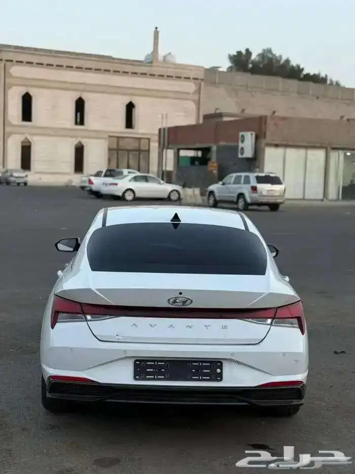 هيواندي افانتي هايبرد 2021