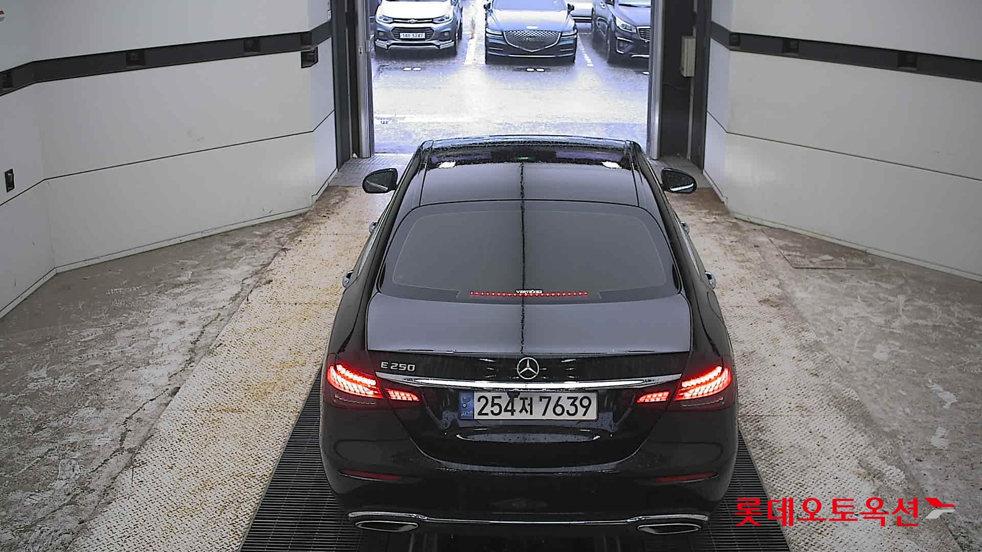 مرسيدس بنز- E250