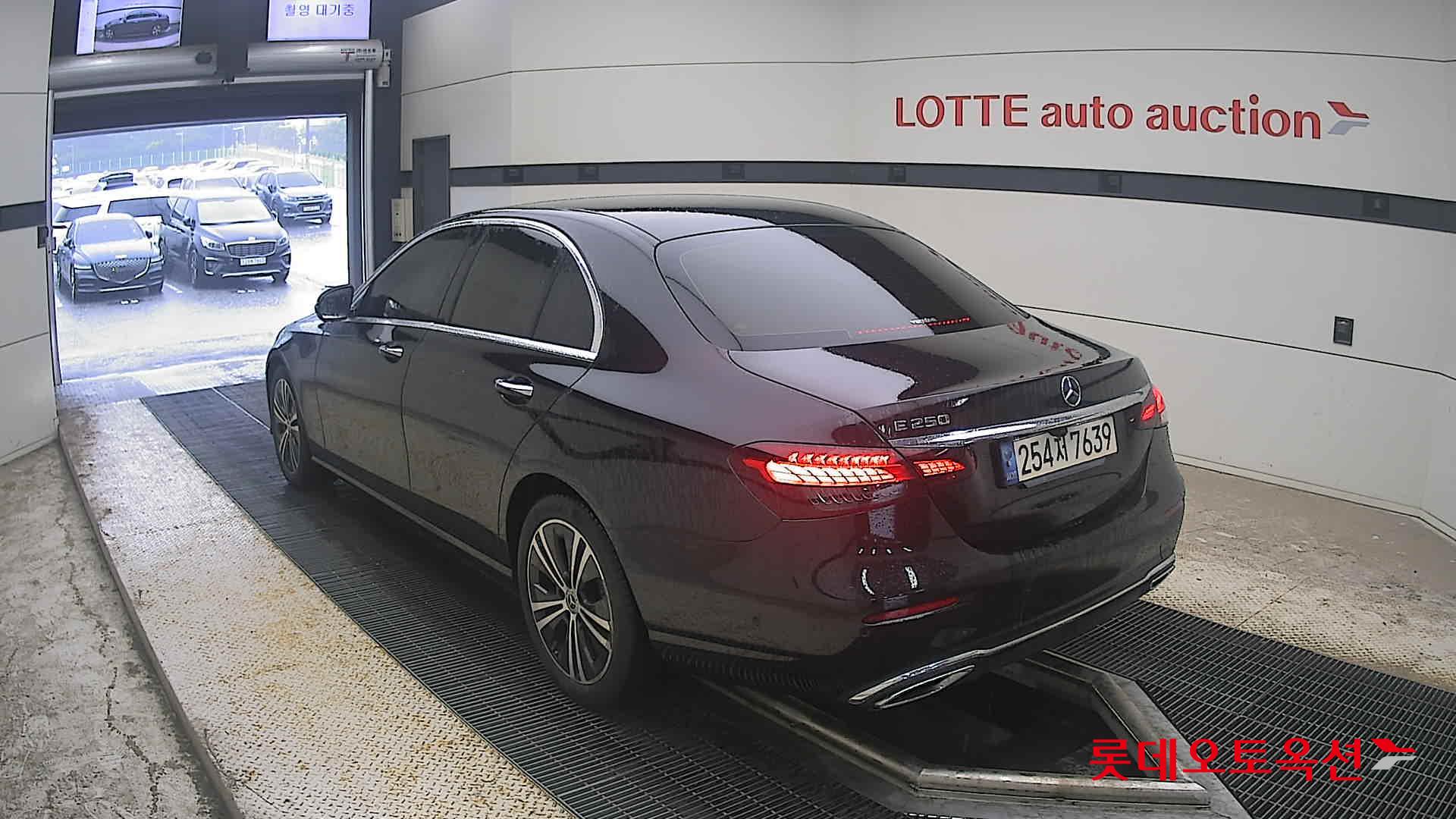 مرسيدس بنز- E250