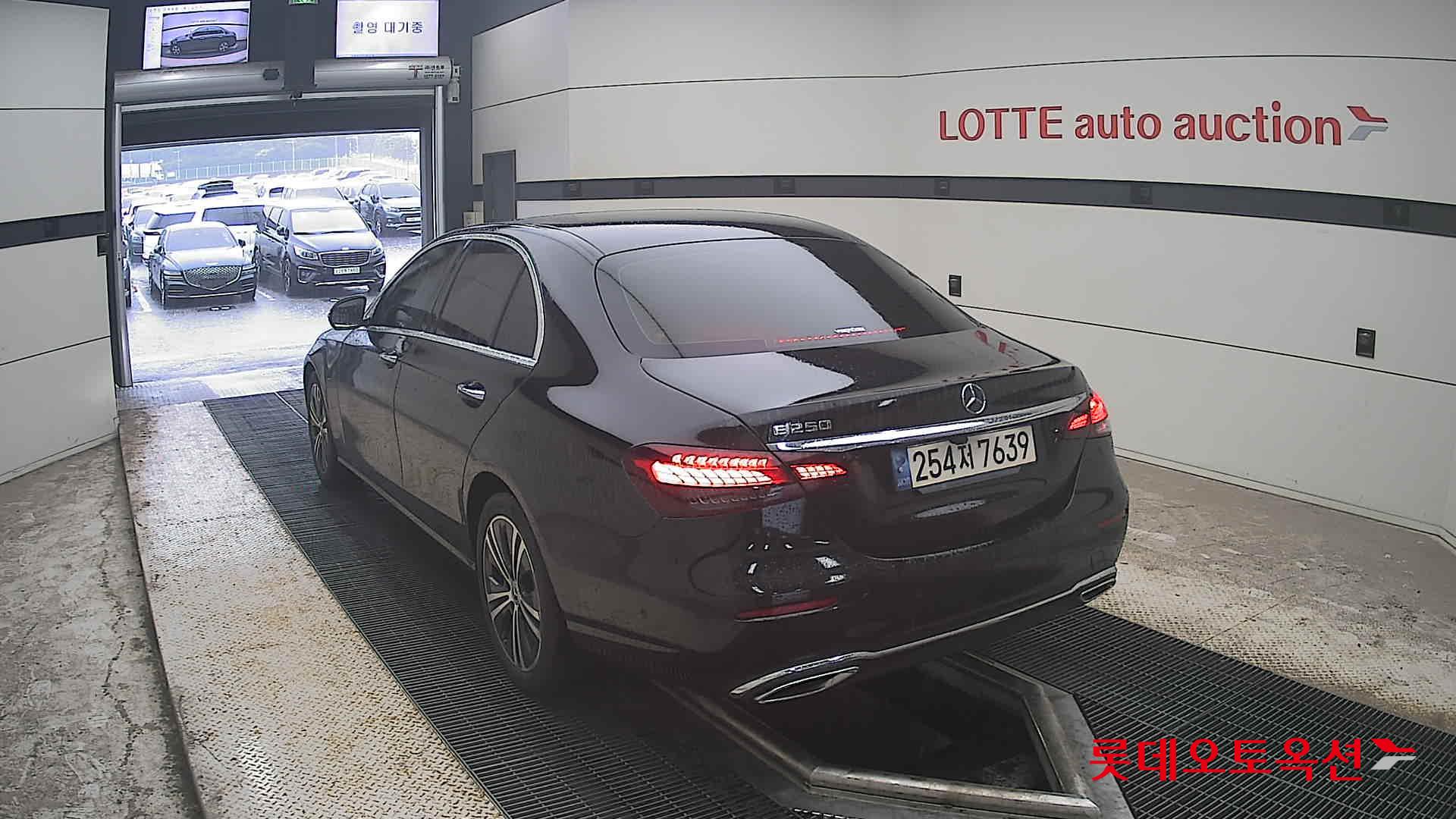 مرسيدس بنز- E250