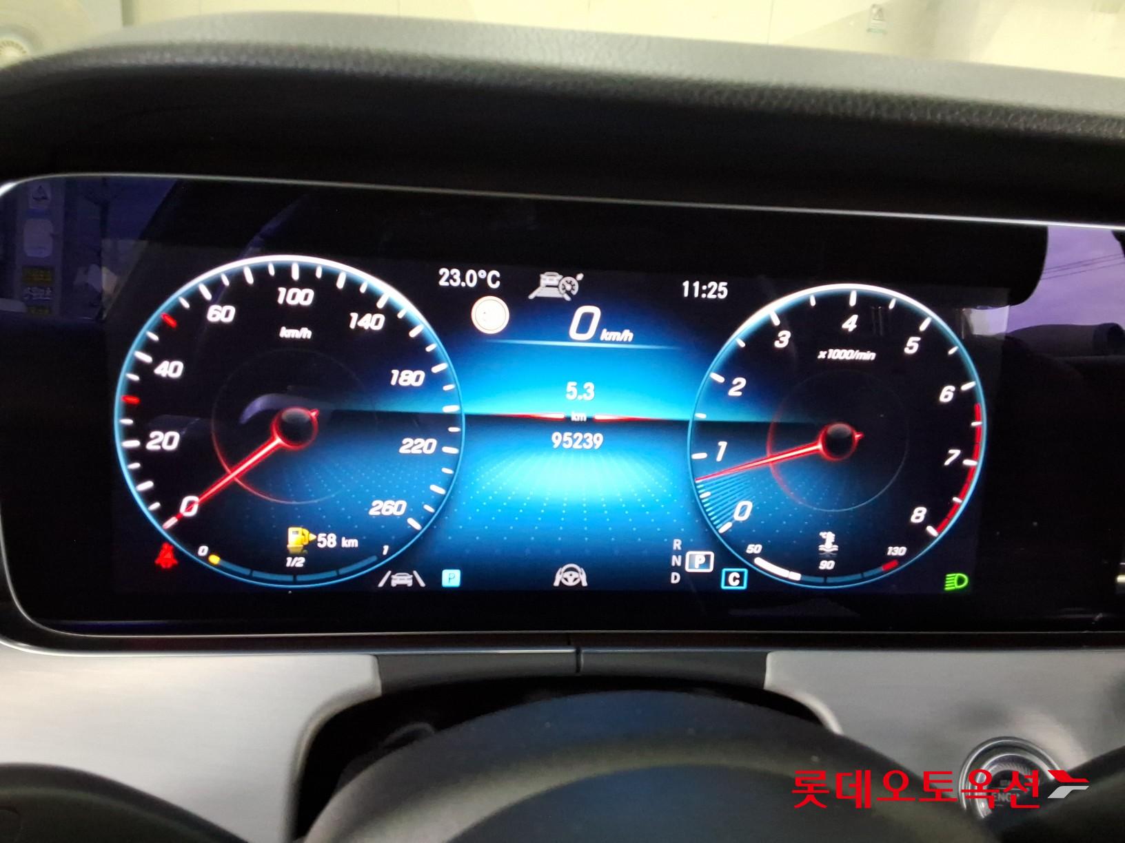 مرسيدس بنز- E250