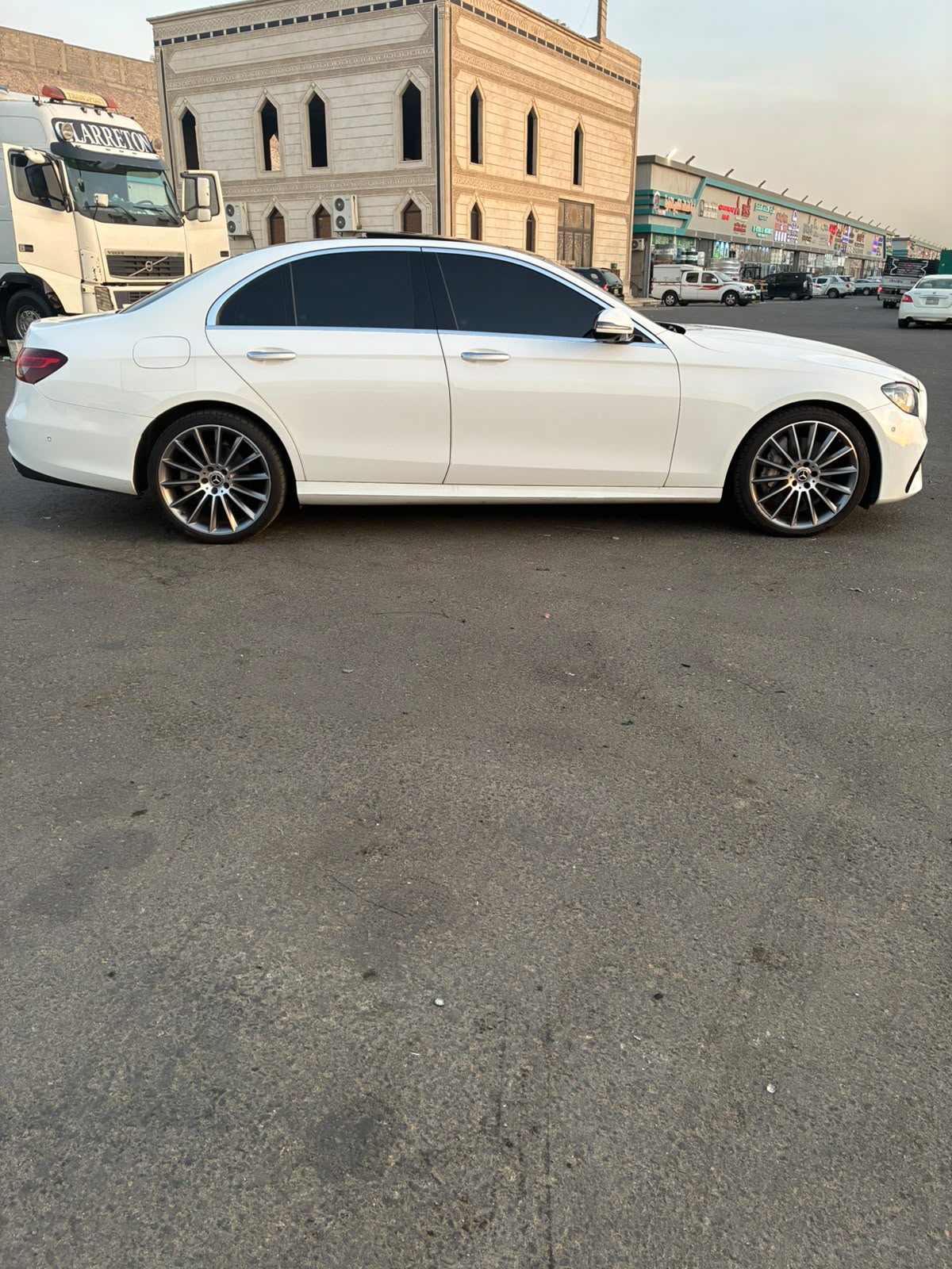 مرسيدس E350 فل كامل بانوراما 2021 بدي وكالة