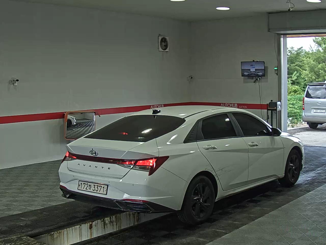 النترا 2023 بنزين 1.6 عداد ديجيتال