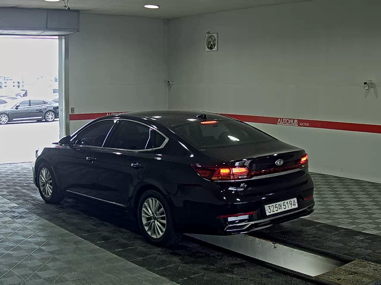 كيا كادينزا K7 بنزين 2.5 بسعر 62000 شامل كل شي